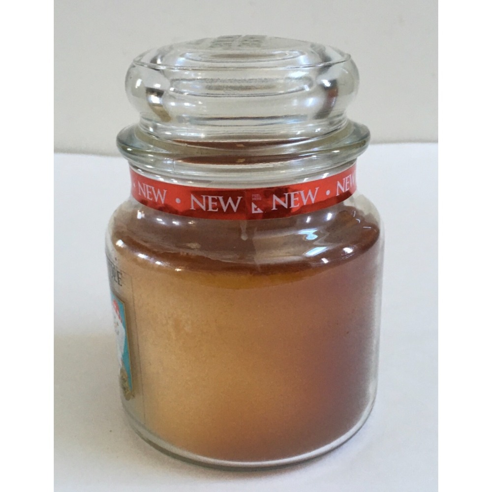 Yankee Candle MERRY MARSHMALLOW Medium Jar 14.5 Oz Housewarmer - Picture 2 of 8